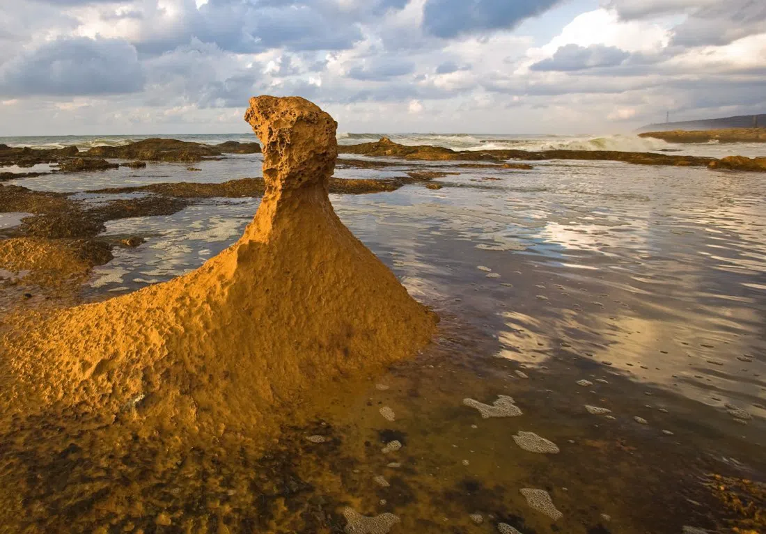 Akhziv nationalpark, Tel Aviv