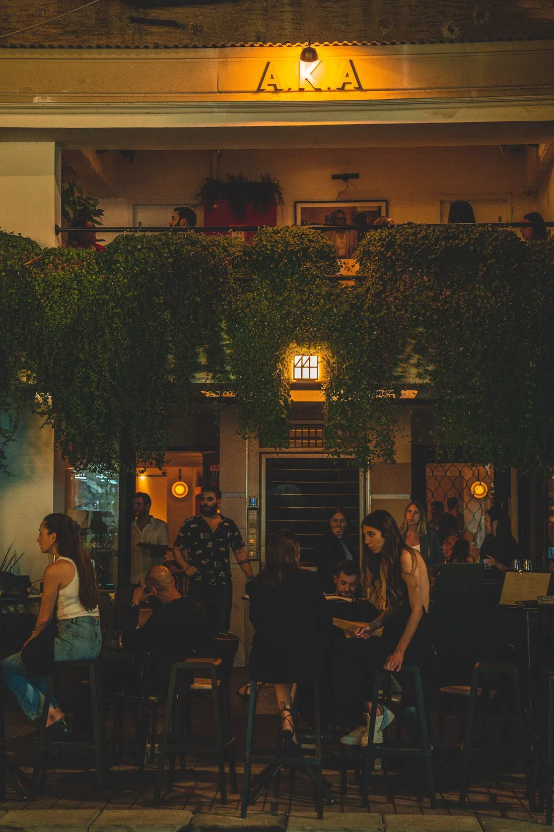 AKA44, Tel Aviv