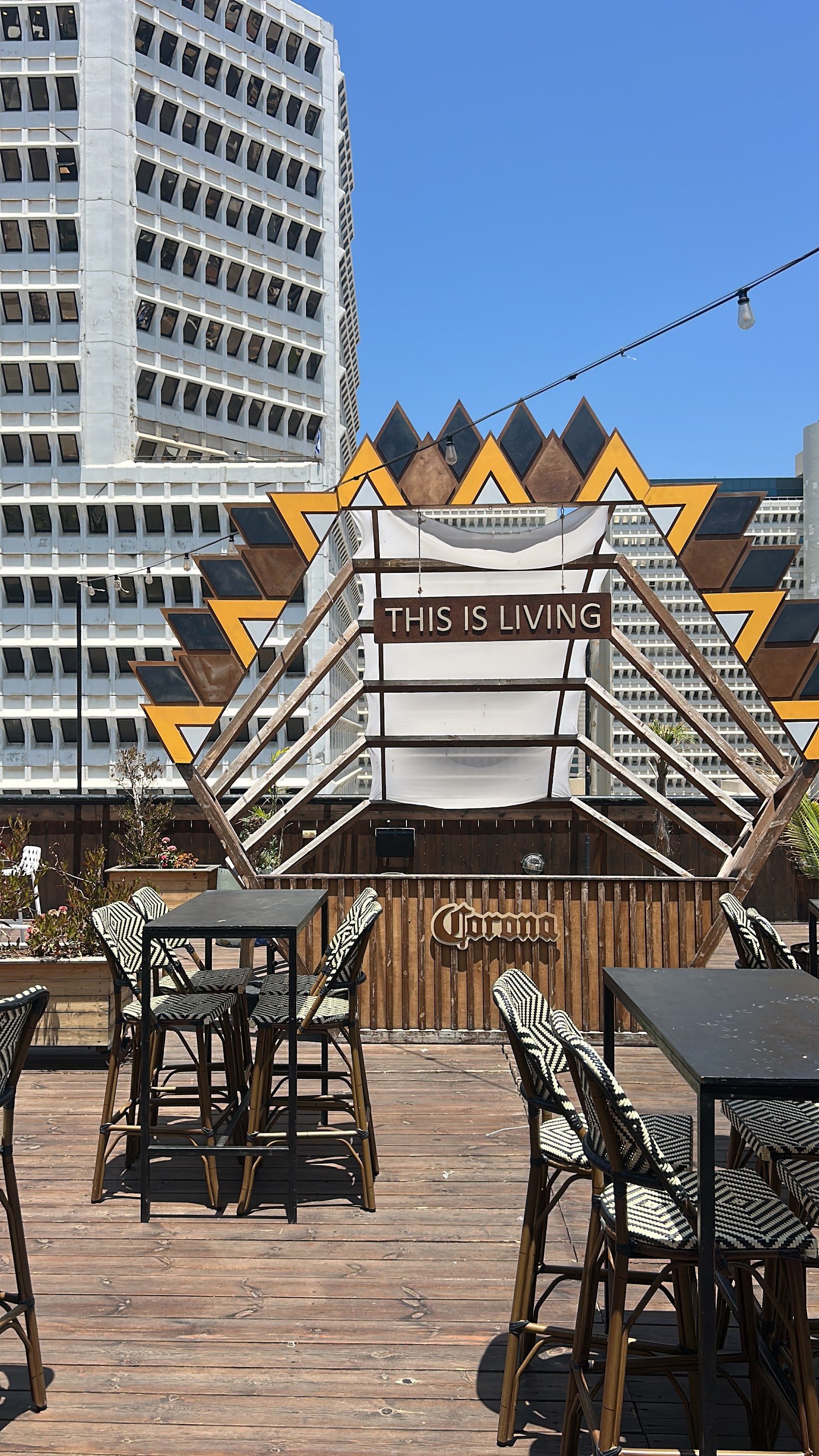 Seven Mills (Shivat HaTachanot), Tel Aviv