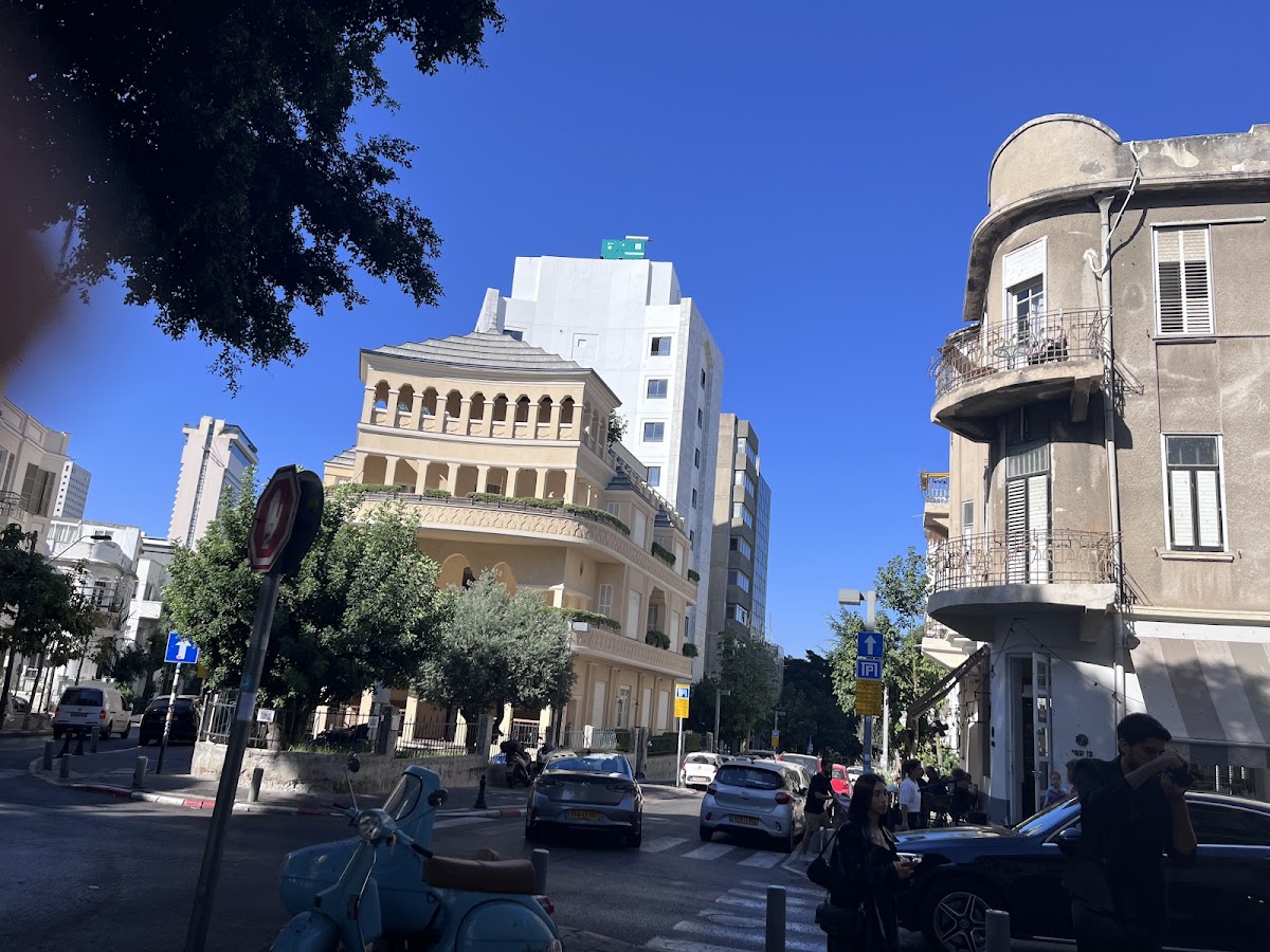 Pagoda House, Tel Aviv