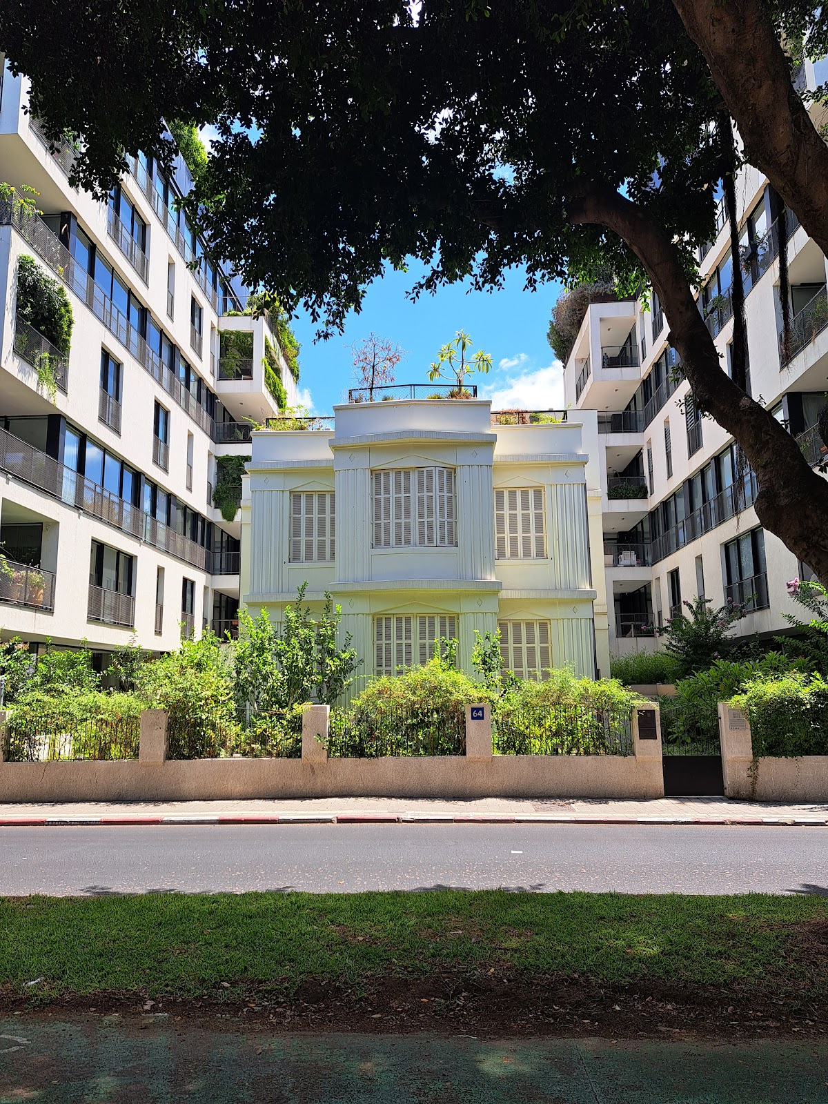 The White City — photo 3