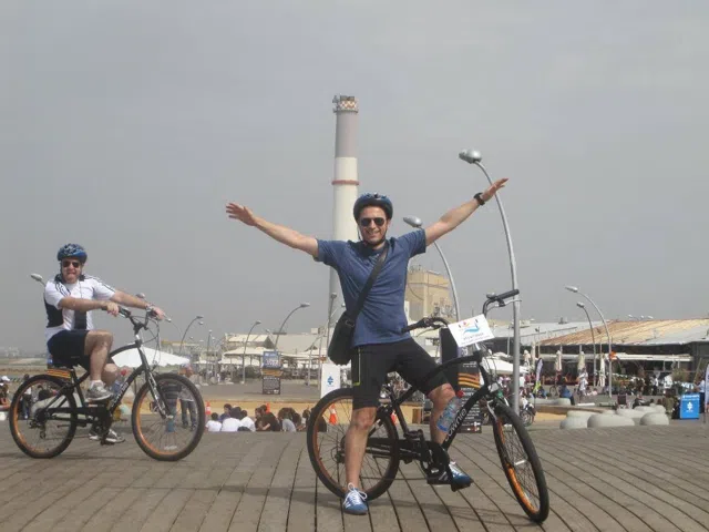 Riding the Tayelet from Tel Aviv Port Down to Jaffa